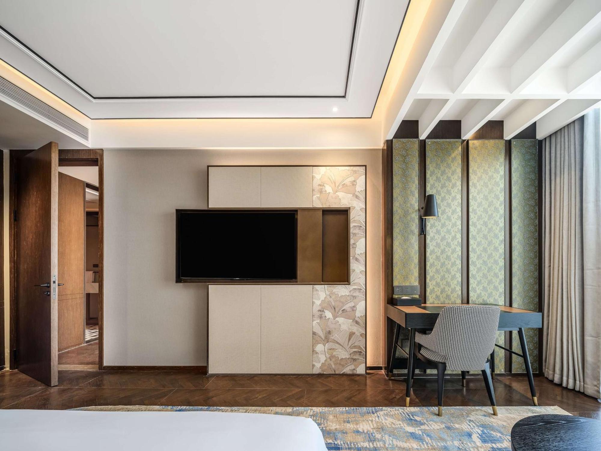 Hilton Garden Inn Beijing Guomao Zewnętrze zdjęcie