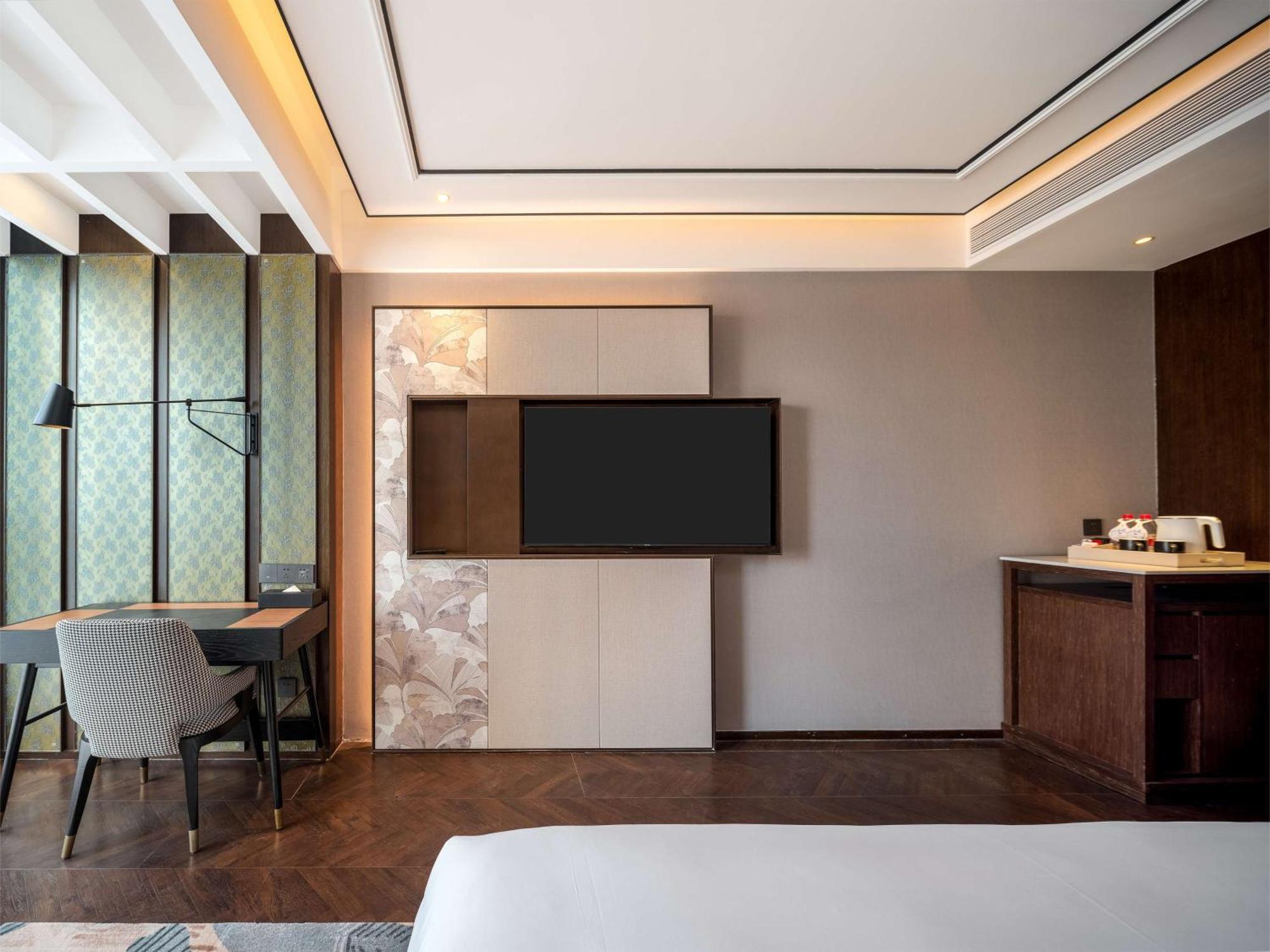 Hilton Garden Inn Beijing Guomao Zewnętrze zdjęcie