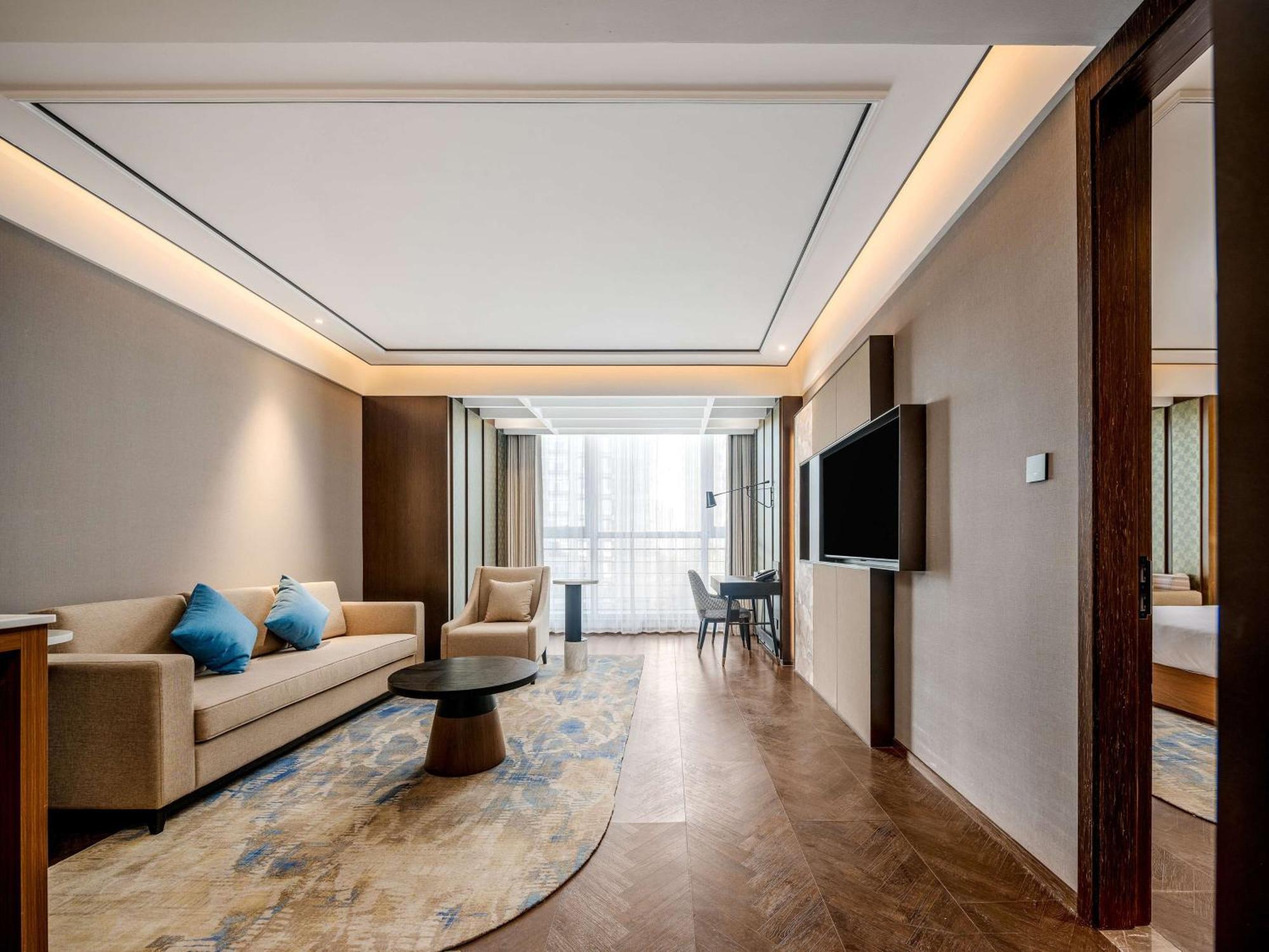 Hilton Garden Inn Beijing Guomao Zewnętrze zdjęcie