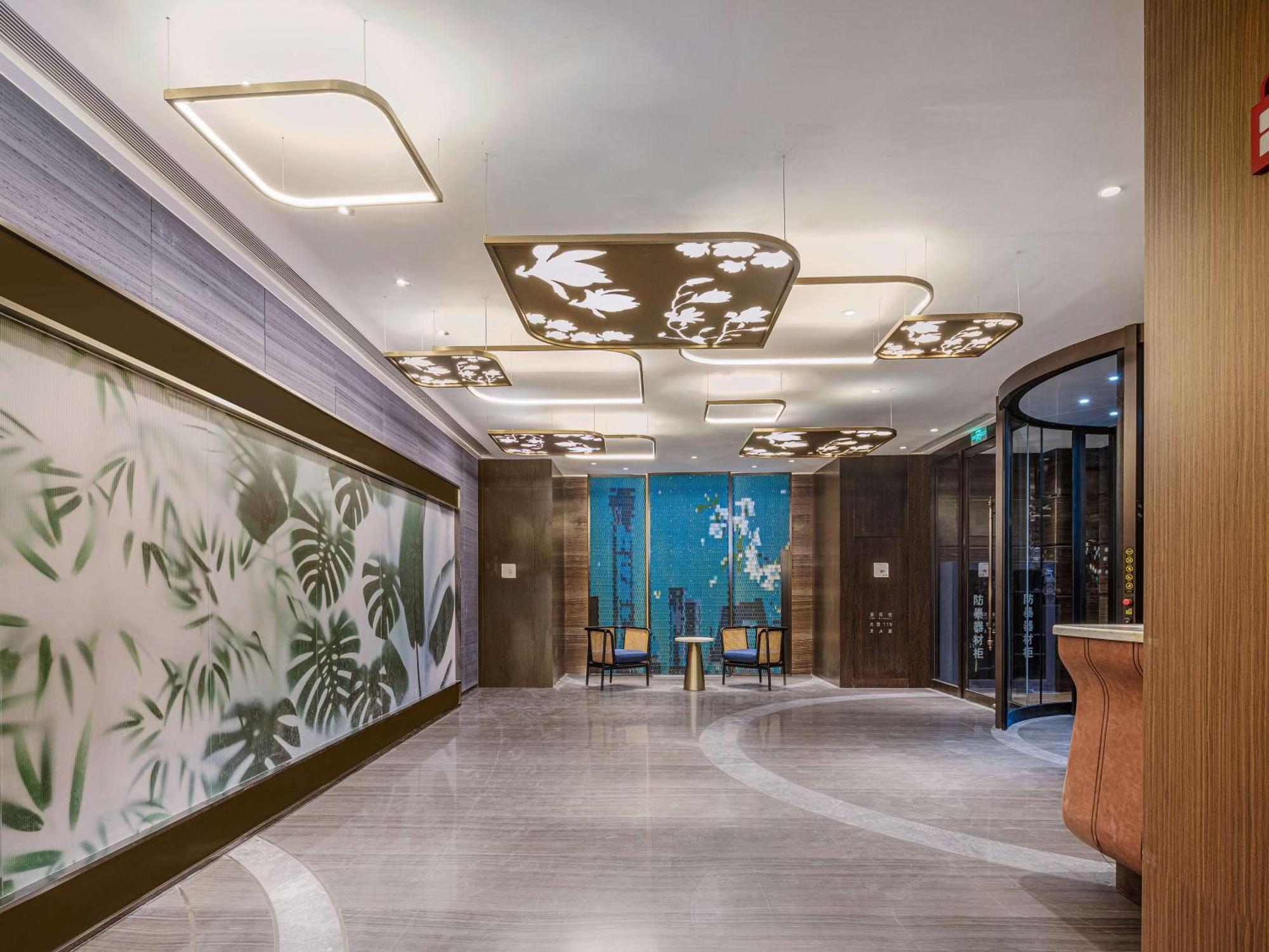 Hilton Garden Inn Beijing Guomao Zewnętrze zdjęcie