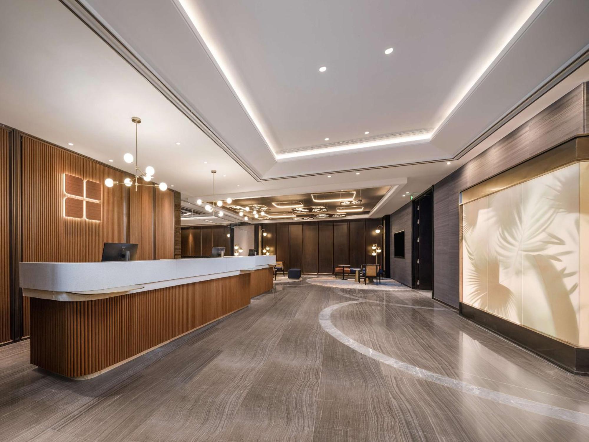 Hilton Garden Inn Beijing Guomao Zewnętrze zdjęcie