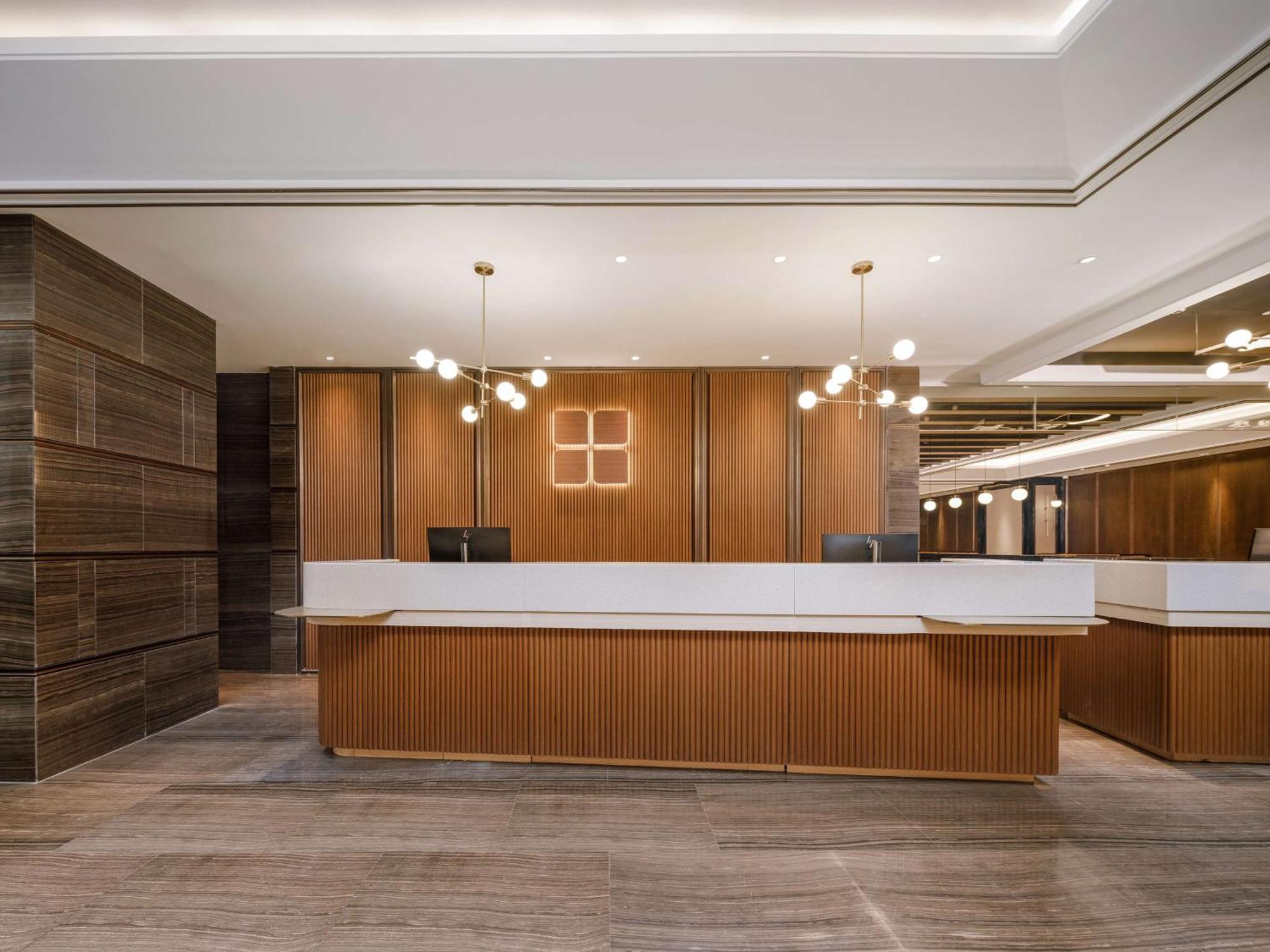Hilton Garden Inn Beijing Guomao Zewnętrze zdjęcie